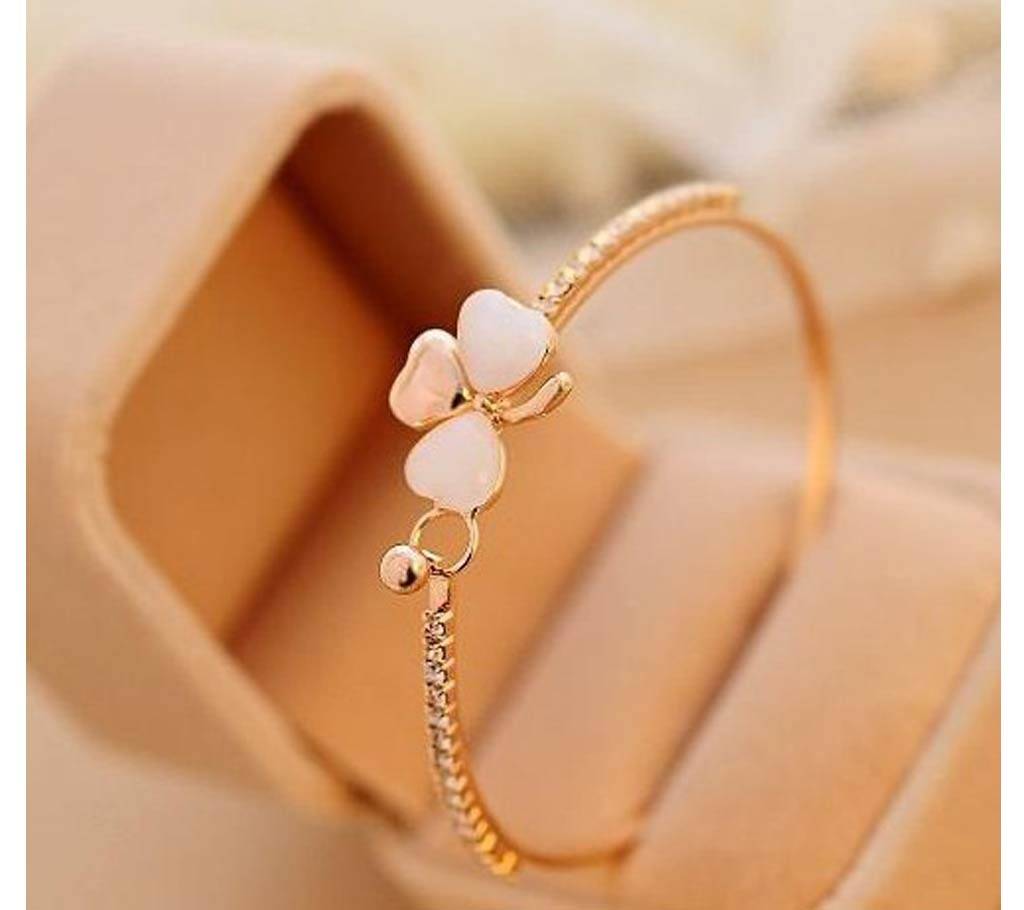 Chia Fashion Crystal Flower Gold Plated Charm Cuff Bracelet (by Pink Point - CHIA57) বাংলাদেশ - 685340