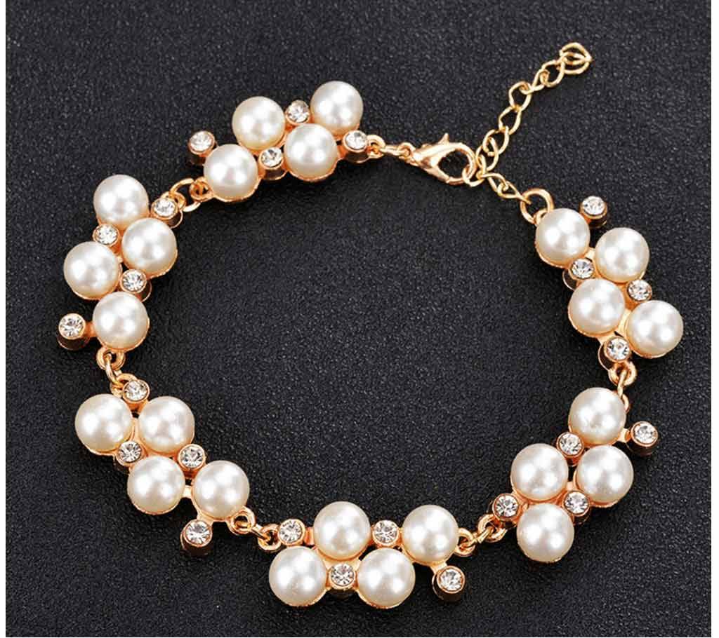 Chia Fashion Diamond and Pearl Beaded Bracelet (by Pink Point - CHIA58) বাংলাদেশ - 685341