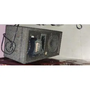 অনেক সাউন্ড হয় বাসায় বাজাই পারসি না তাই বিক্রি korbo