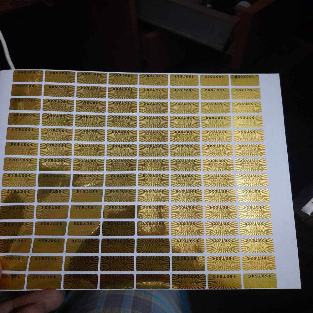 100 pcs Hologram Labels with Serial Numbers