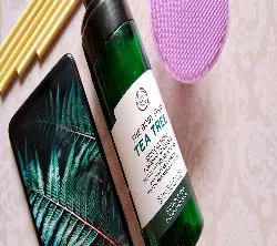 Body Shop Tea Tree Skin Clearing Face Wash 150ml 