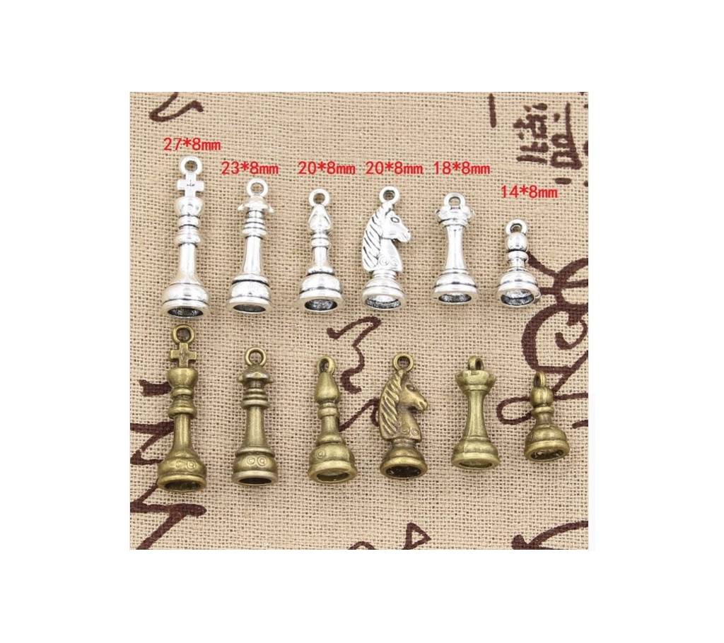 6 পিস Chess Hollow এন্টিক চার্ম লকেট বাংলাদেশ - 923817