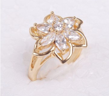 Ladies rhinestone setting gold plated finger ring