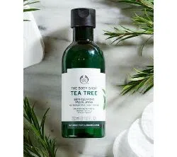 The Body Shop Skin Clearing Tea Tree Face Wash