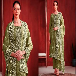 High Quality Georgette Embroidery Semi stitched New Stylish Party Salwar Kameez 4 Piece for Women