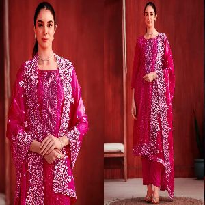 High Quality Georgette Embroidery Semi stitched New Stylish Party Salwar Kameez 4 Piece for Women
