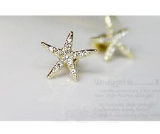 starfish shaped stone ear ring