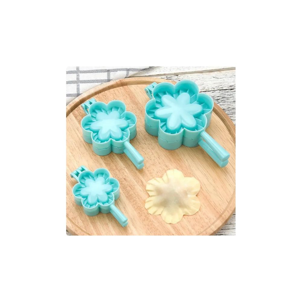 1Pcs Plastic Flower Shaped Dumpling Cake Making Mold DIY Kitchen Tool (13934)