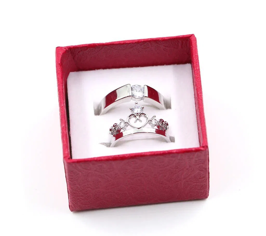 Valentines Couple Finger Ring With Love Shaped Box