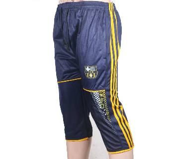 three quarter cargo pants