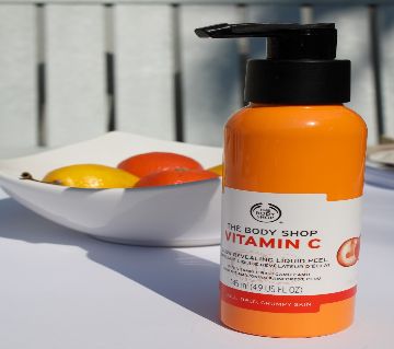 The Body Shop Vitamin C Glow Revealing Liquid Peel 145ml-UK