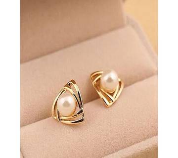 Triangle pearl golden color stud earrings.