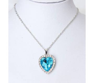 heart shaped crystal blue pendant necklaces for women 