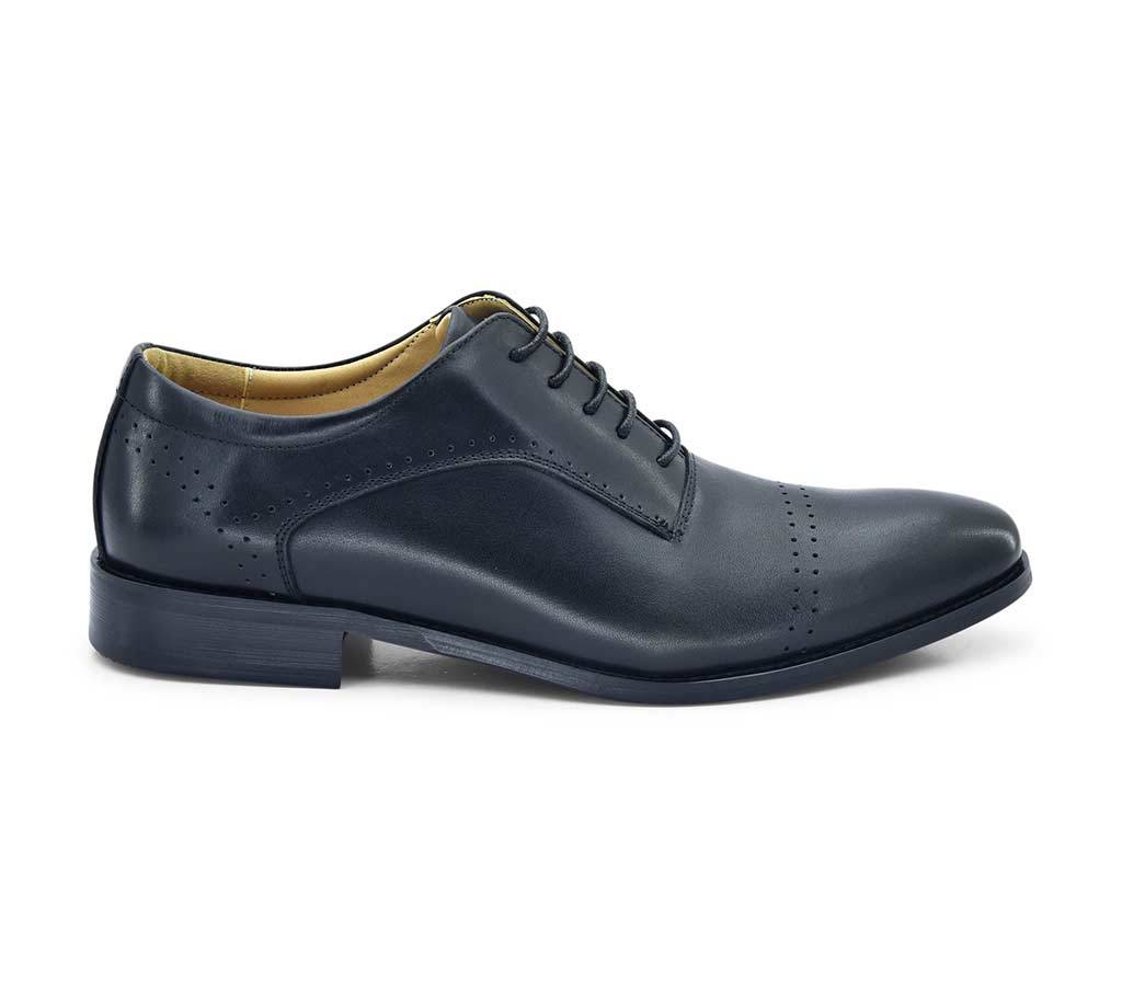 Ambassador Lace-up Formal Shoe in Black by Bata - 8246324 বাংলাদেশ - 1141086