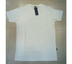 solid White half sleeve cotton tshirt for men 