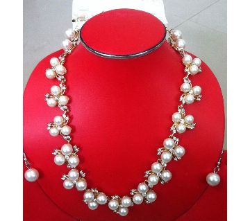 artificial pearl necklace set