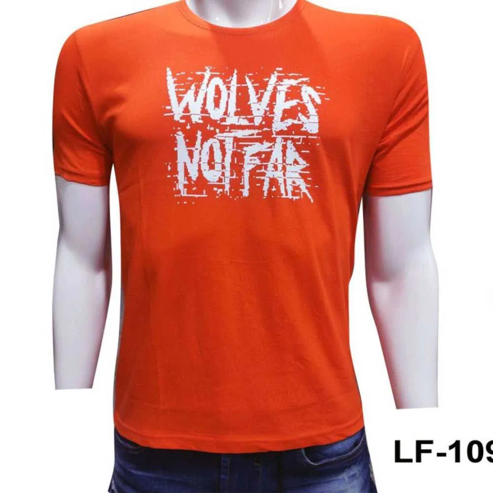Wolves Not Far - T-Shirt For Men