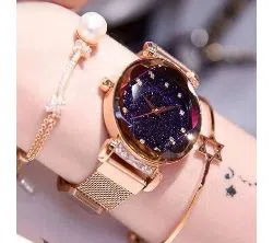 Gorgious Dior magnet Analog Watch For Women Gold