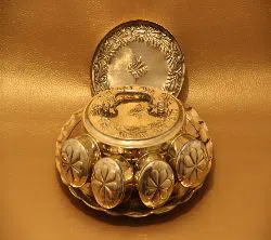 Pitol Nakshi Betel Leaf Bowl Set (Paner Bata)-Medium