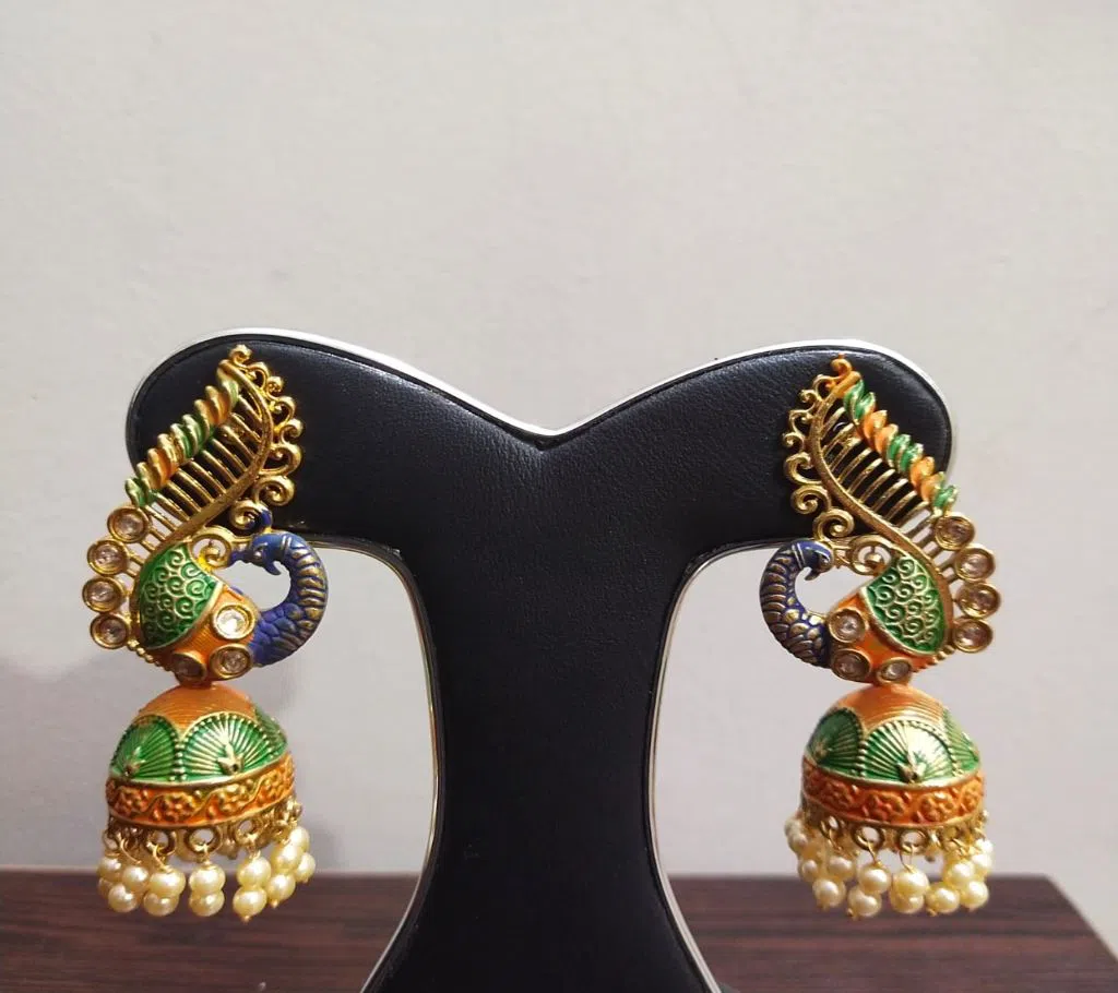 Traditional Golden color Metal Jhumka Ear Ring for Women