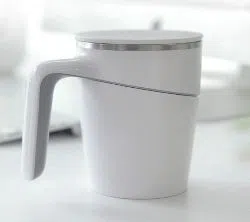 Anti spill suction mug.