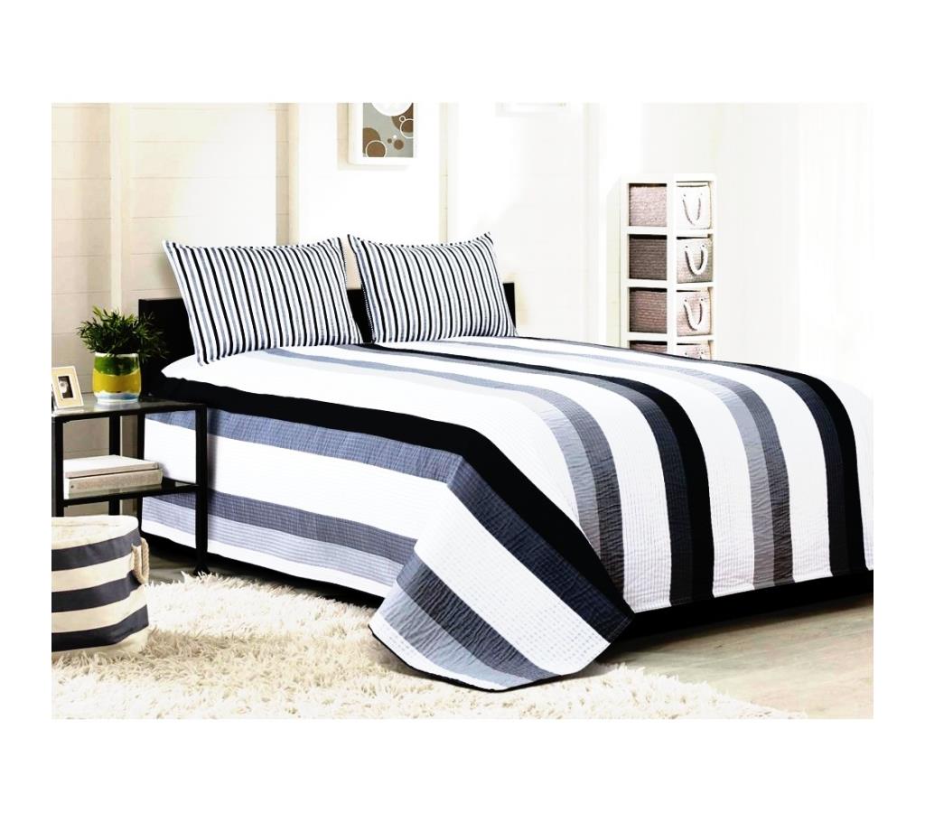 King size Dream Runner Cotton Bedcover in Black and White by Ivoryniche বাংলাদেশ - 742673