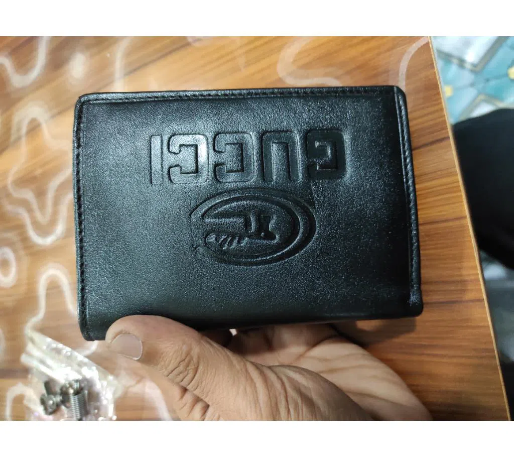GUCCI Leather Wallet - Black 