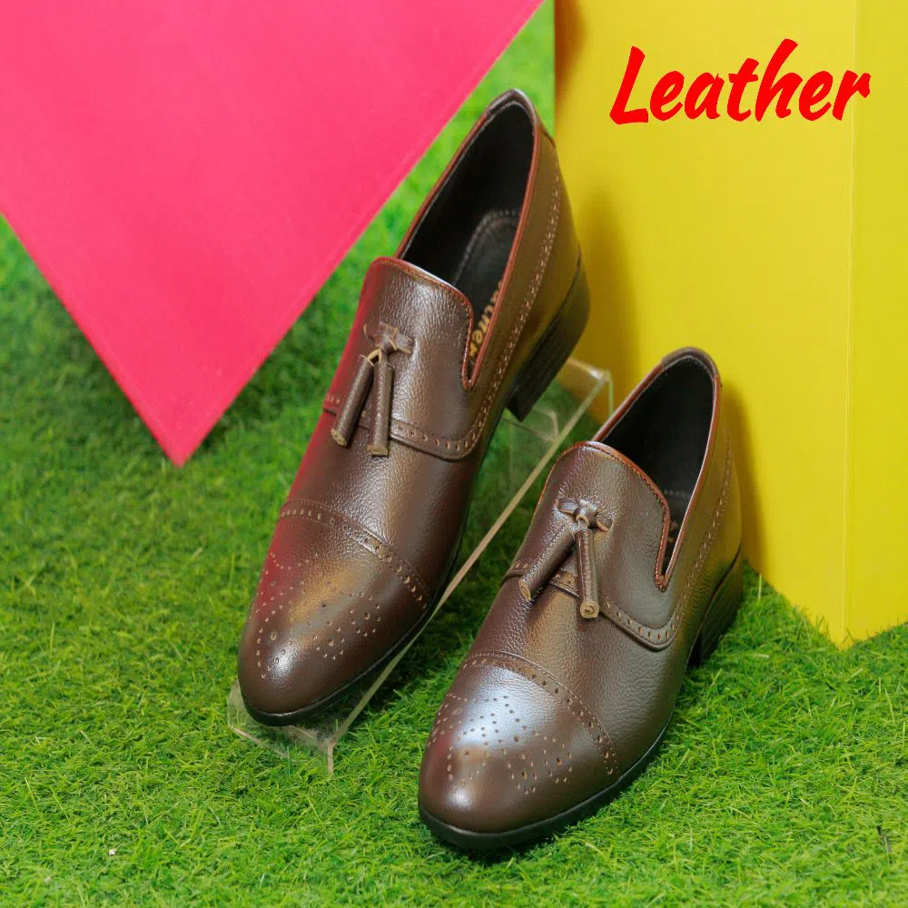 Leather tassel loafer