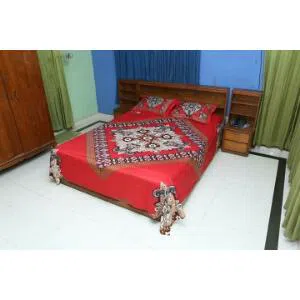 Cotton Double Size Bed Sheet With Pillow Covers