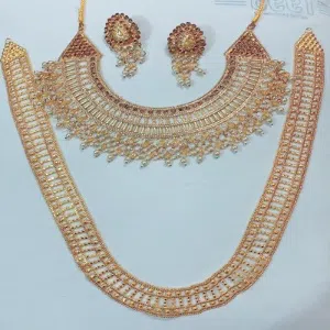 Gold-plated Necklace set with Diamond cut stone 