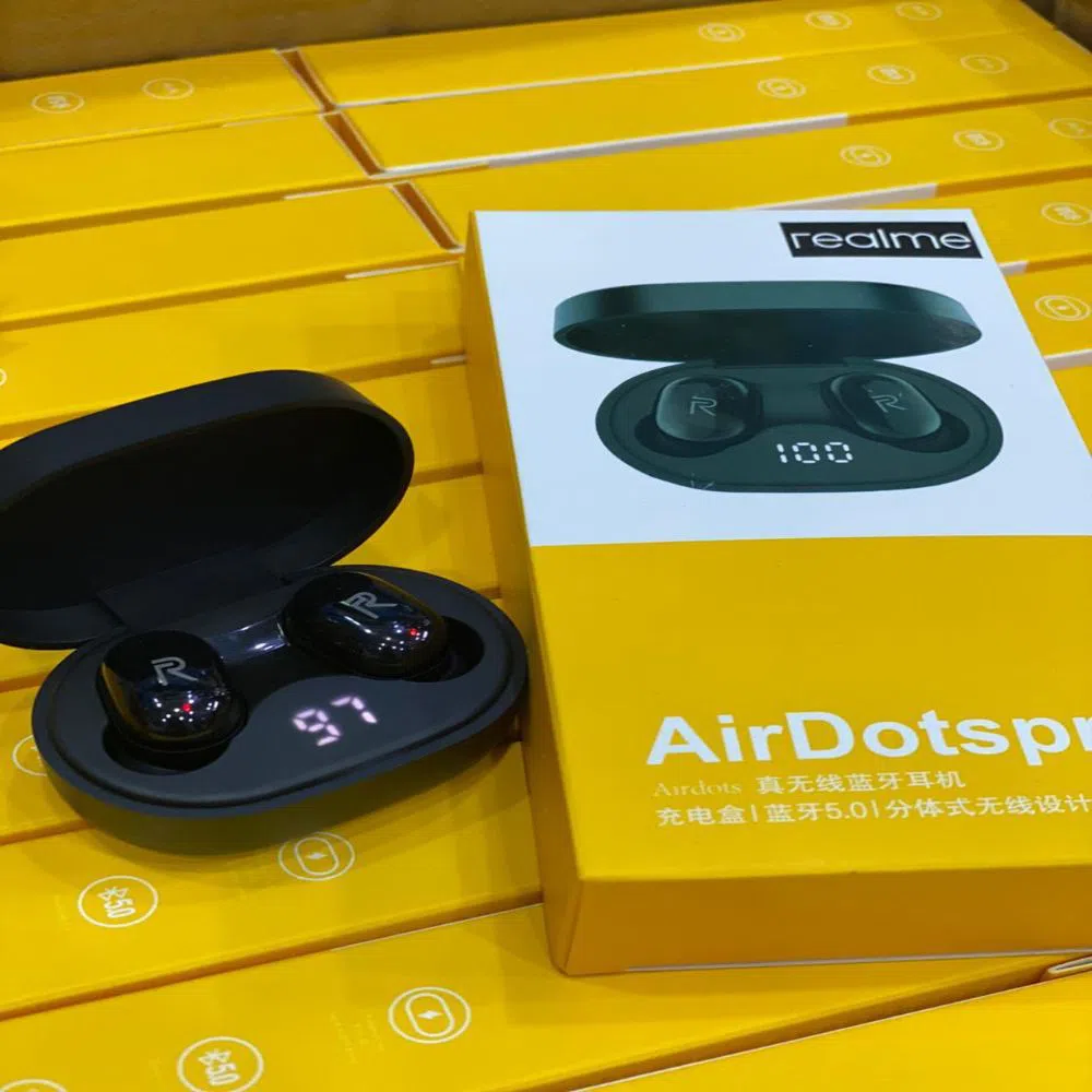 Realme AirDots Pro Touch with Display TWS Bluetooth Wireless Earbuds 5.0 TWS Earphones