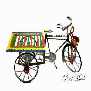 Van Gari Showpiece Miniature (Metal, Hand Painted, Rickshaw Painting