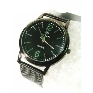 black-analog-watch