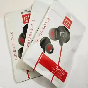 one-plus-in-ear-earphone